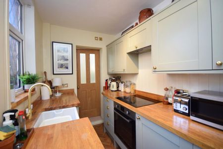 2 bedroom terraced house to rent - Photo 5