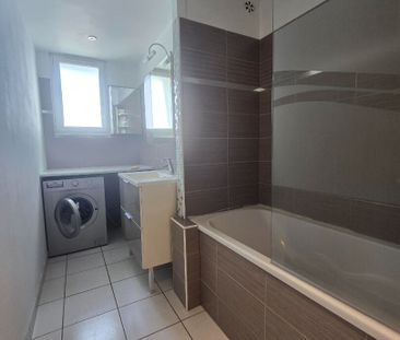 Location Appartement 4 pièces 77m² - Photo 5