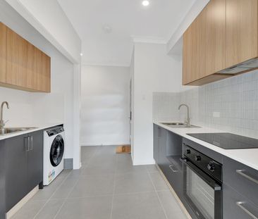 🏡 Private Room in rooming house / 2 Rooms for Rent / $400 per week ... - Photo 4