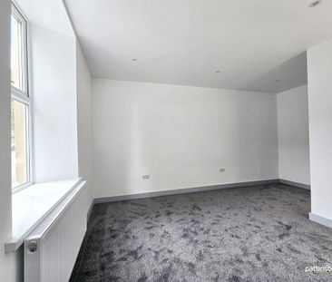 Front Street East, Bedlington, Bedlington, Northumberland, NE22 5AB - Photo 4