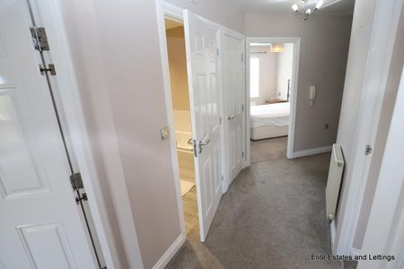 2 bedroom apartment to rent - Photo 4