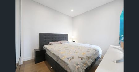 North-East facing 2 Bedroom in Macquarie Park for lease - Photo 2