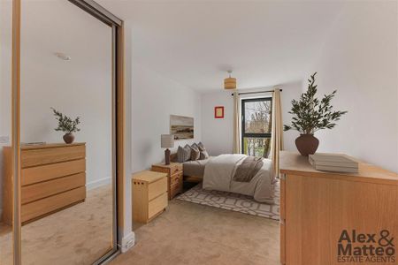 2 bedroom flat to rent - Photo 4