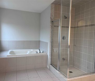 For Lease - 2737 Deputy Minister Path, Oshawa, Ontario - Photo 2