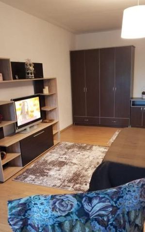 Vitan mall etaj 3 decomandat - Fotografie 4