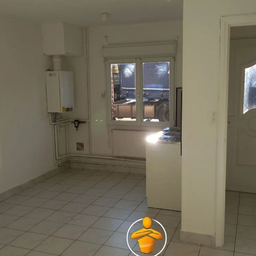 Location Maison 3 pièces 45 m2 à Hénin-Beaumont - Photo 1