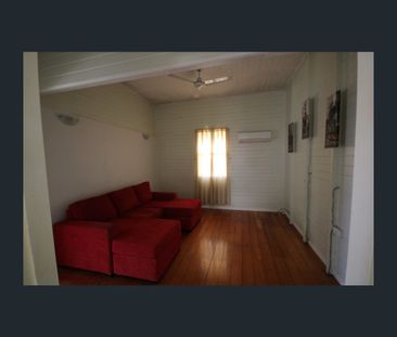 104 Upper Dawson Road, Allenstown, Qld 4700 - Photo 1