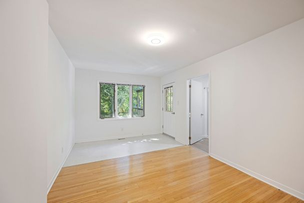 For Lease - 264 Trott Drive, London North, Ontario - Photo 1