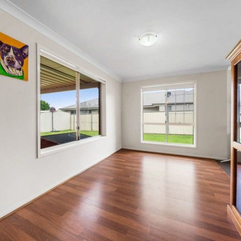 Darling Heights Family Home - Photo 1