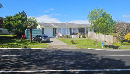 GREAT FAMILY HOME - Photo 4