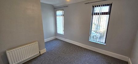 154 Ballynure Road, Ballyclare, BT39 9AJ - Photo 2