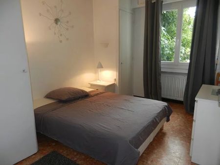 Location Appartement - Juan-les-Pins - Photo 2