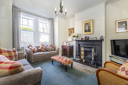 2 bedroom maisonette to rent - Photo 3