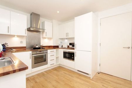 Room in a Shared Flat, Frean Street, SE16 - Photo 4