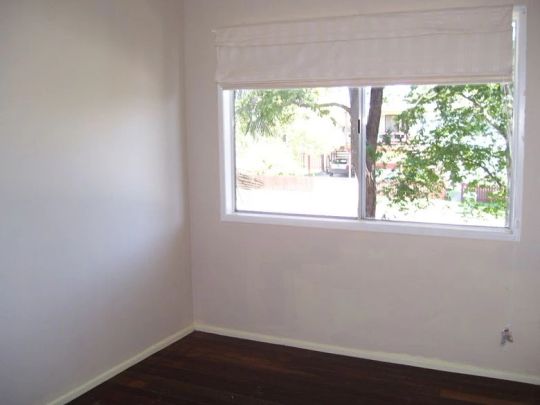 Family Home&mldr; - Photo 1