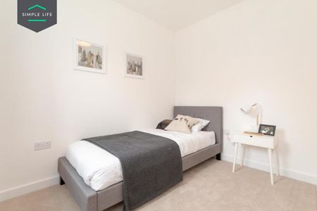 4 bedroom terraced house to rent - Photo 5