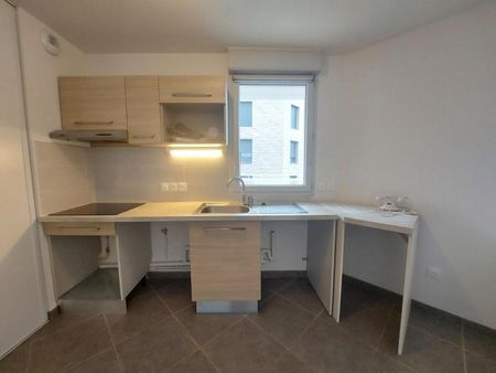APPARTEMENT T3 65M - Photo 4