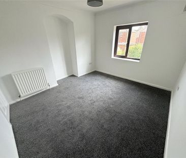 3 bedroom semi-detached house to rent - Photo 3