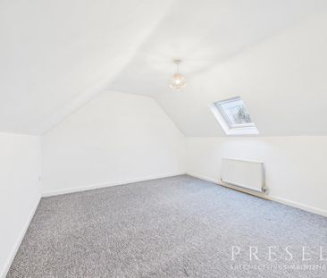 4 bedroom detached bungalow to rent - Photo 3