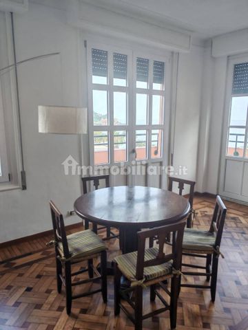 Quadrilocale via Giuseppe Mazzini, Centro Storico, Rapallo - Foto 2