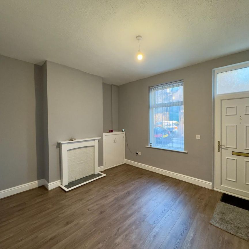 Eldwick Street, Burnley - Photo 1