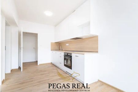 Pronájem bytu 2KK 37,8 m - Fotografie 2