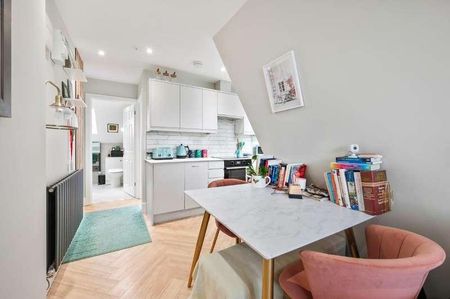 Kingston Road, Raynes Park, London, SW20 - Photo 2