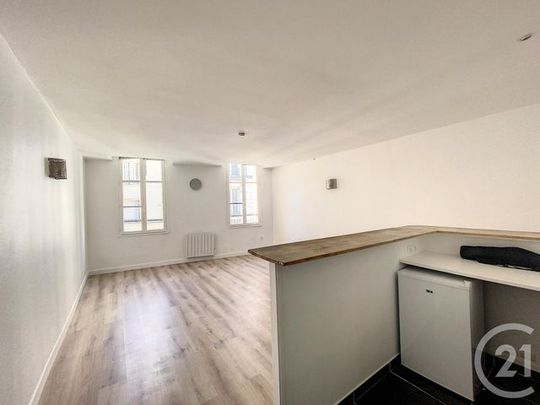 Appartement Studio à louer - Photo 1