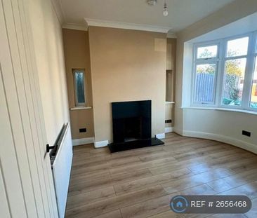 2 bedroom semi-detached house to rent - Photo 6