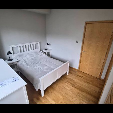 1 Bed Flat, Renfrew St, G3 - Photo 4