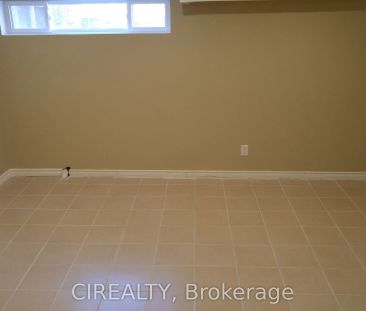 31 Bailey Crescent #Lower - Photo 5