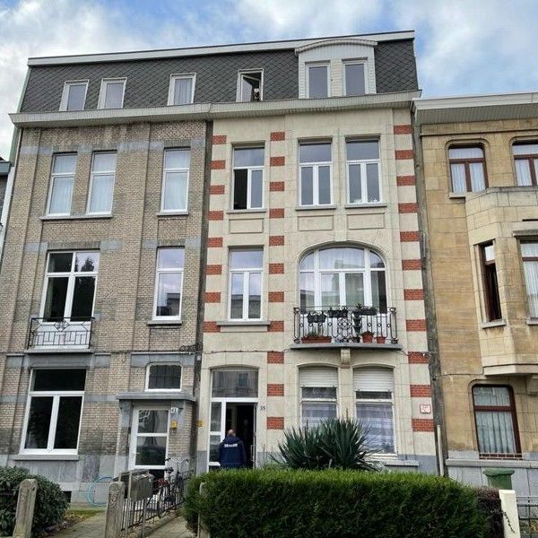 GERENOVEERD DUPLEXAPPARTEMENT OP RUSTIGE LIGGING - Photo 1