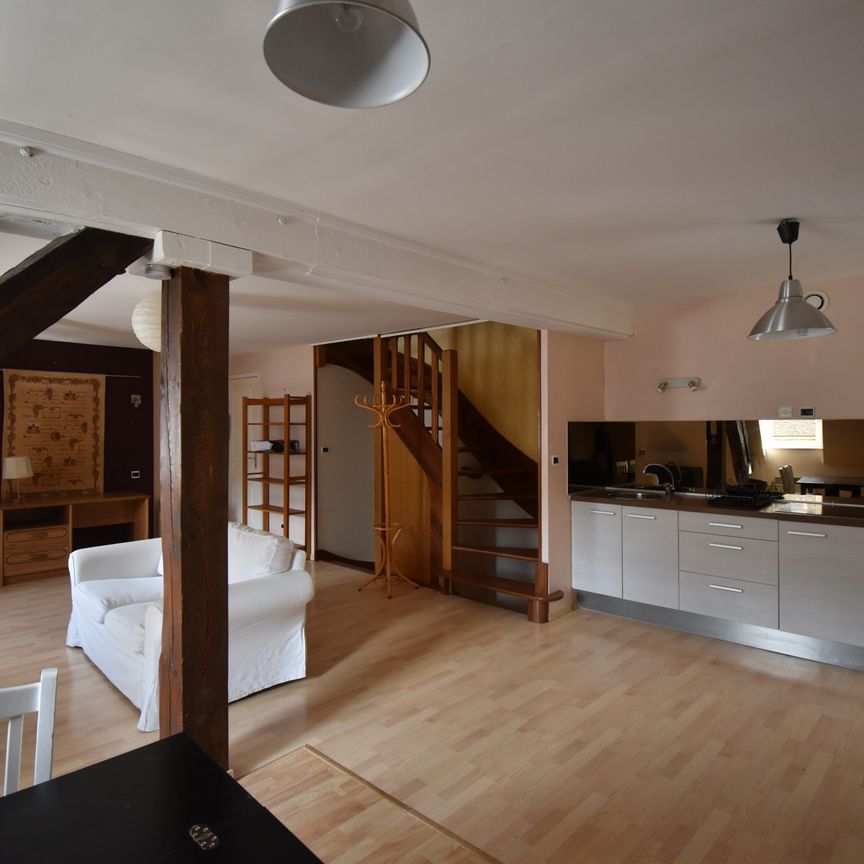 Location Appartement 2 pièces 60m² BEAUNE 21200 - Photo 1