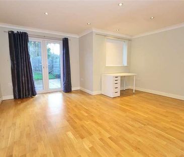 Hawthorn Road, Woking, Surrey, GU22 - Photo 1