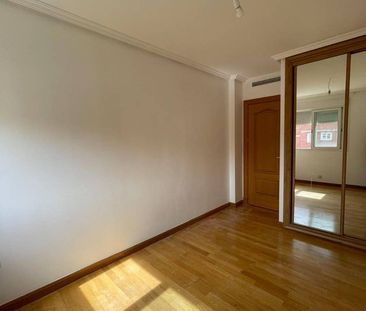 4 room luxury penthouse for rent in Madrid, Spain - Foto 5