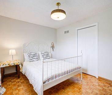 For Lease - 98 Weldrick Road, Richmond Hill, Ontario - Photo 6