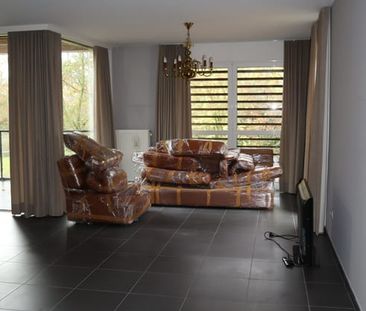 Appartement te huur - Foto 1