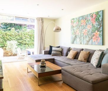 3 Bed Flat, Northwick Terrace, NW8 - Photo 2