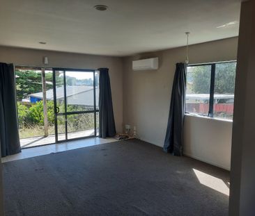 Three Bedroom Home - Photo 5