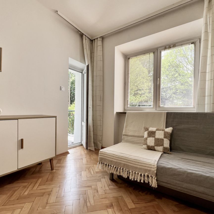 2-pokojowe mieszkanie z osobną kuchnią | Balkon - Photo 1