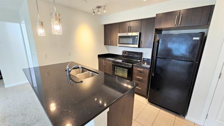 2 Bed Condo For Rent In Copperfield - Photo 3