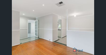 GOSNELLS - 3x1 - A BEAUTIFUL HOME WITH POOL & MASSIVE SHED - Photo 2