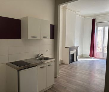 Location Appartement 1 pièce 28m² MONTPELLIER 34000 - Photo 2