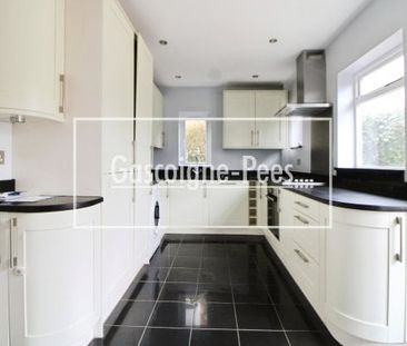 Coverts Road, Claygate - Photo 1