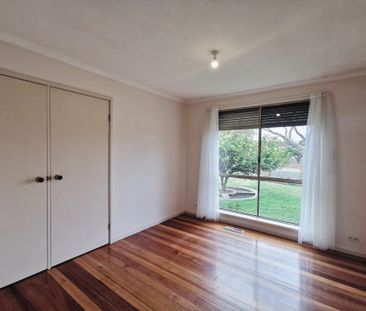 5 Bemboka Avenue, Clayton South VIC 3169 - House For Rent | Domain - Photo 6