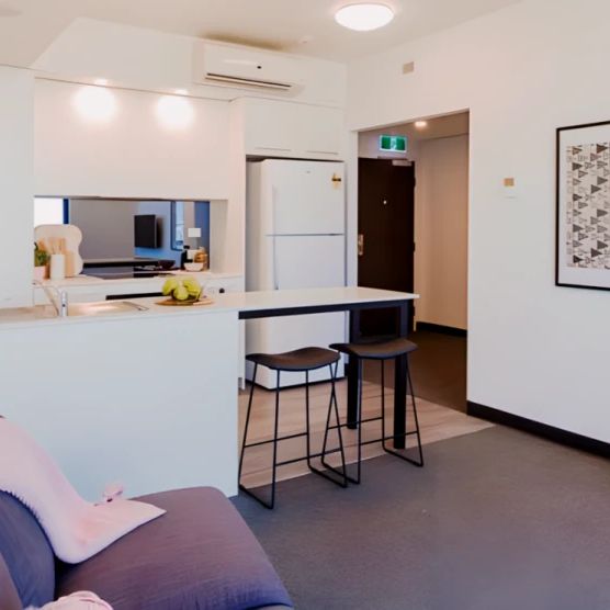 5 Bedroom Private Bathroom - Photo 1