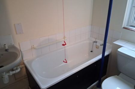 Thrawl Street – Flat 20 - Photo 4