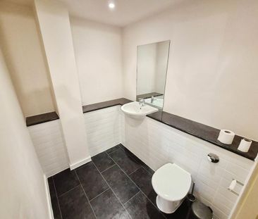 2 bedroom apartment to rent - Photo 2