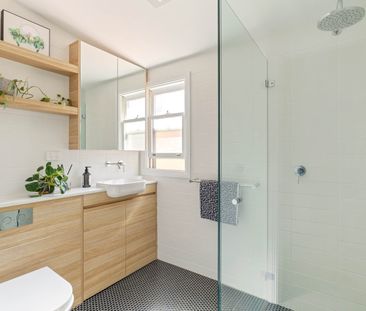 18A Sadlier Crescent, Petersham NSW 2049 - House For Rent | Domain - Photo 3