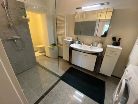 Teil-möblierte stylische Innenstadtwohnung-Ihr Wohntraum schnell erfüllt! - Foto 3